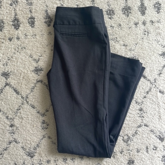 Grey pants - Picture 2 of 2